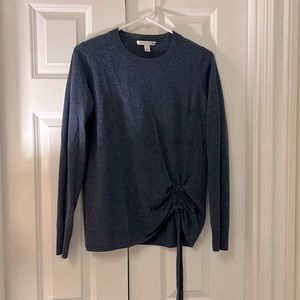 Nwot womens Autumn Cashmere heathered navy sweater, size small. Front ruching.